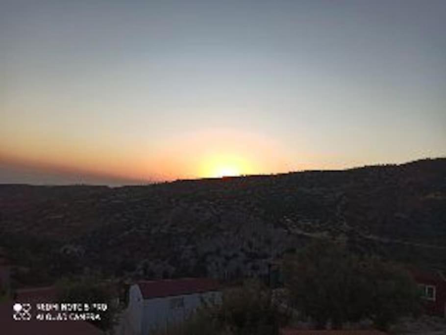 Villa Glamping In The Middle Of Nowhere à Paphos Extérieur photo